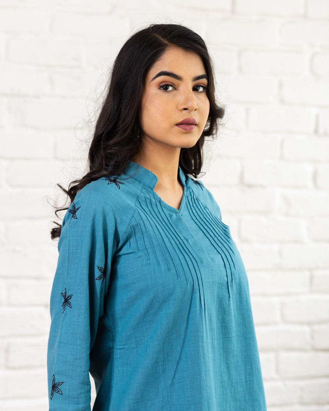 Plain Embroidery Pintuck Tunic - Turquoise
