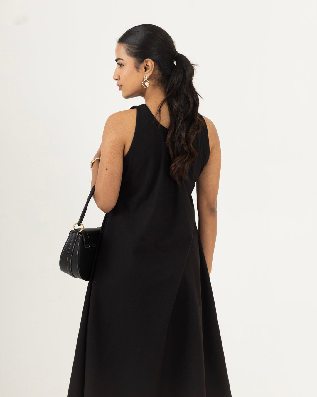 Easy Flow Black Dress